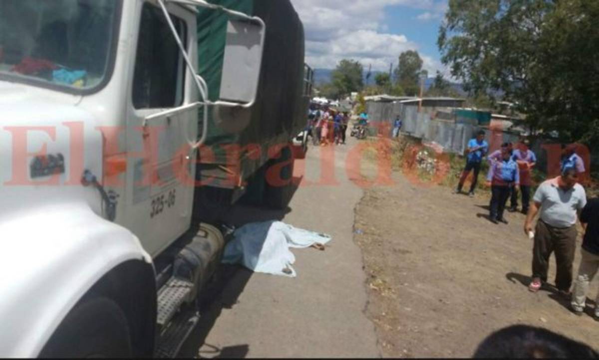 La víctima caminaba por el sector del Tizatillo cuando ocurrió la tragedia (Foto: Alex Pérez/ El Heraldo Honduras/ Noticias de Honduras)
