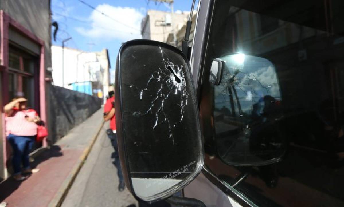 Muere niño de tres años tras recibir balazo en asalto a bus rapidito en la capital de Honduras