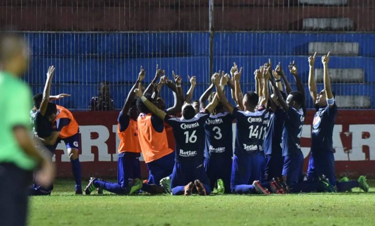 Olimpia y Motagua van por el liderato del Torneo Clausura