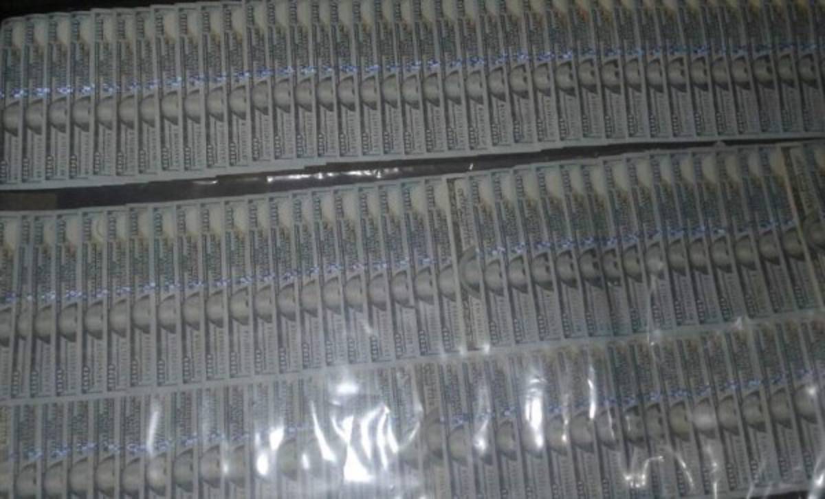 En total portaban 74,800 dólares.