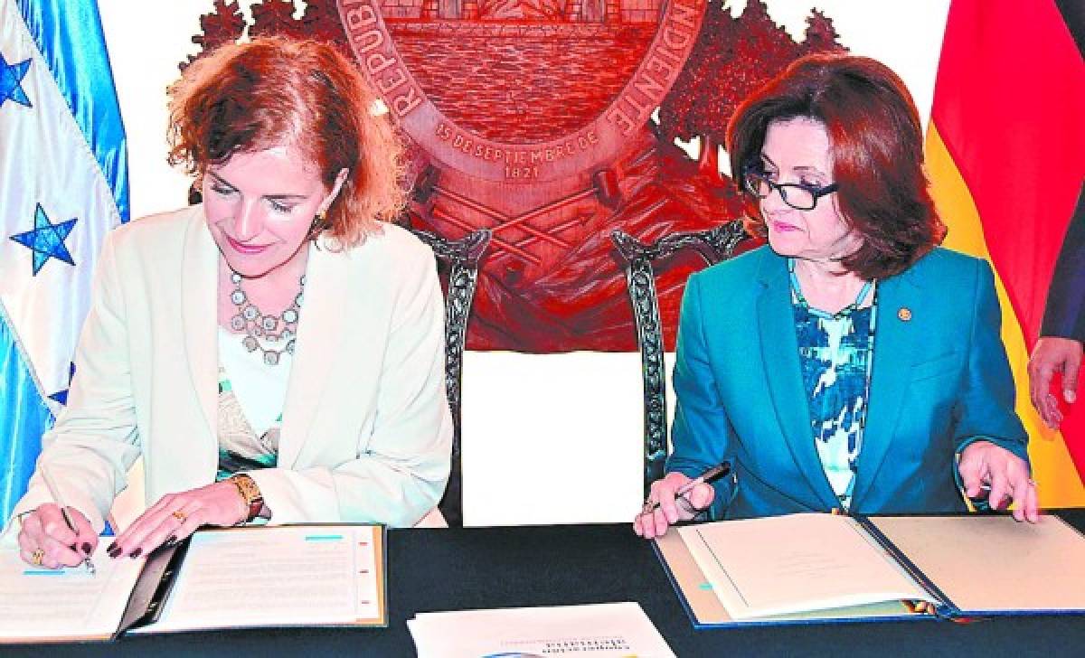 Honduras pacta apoyo financiero con Alemania