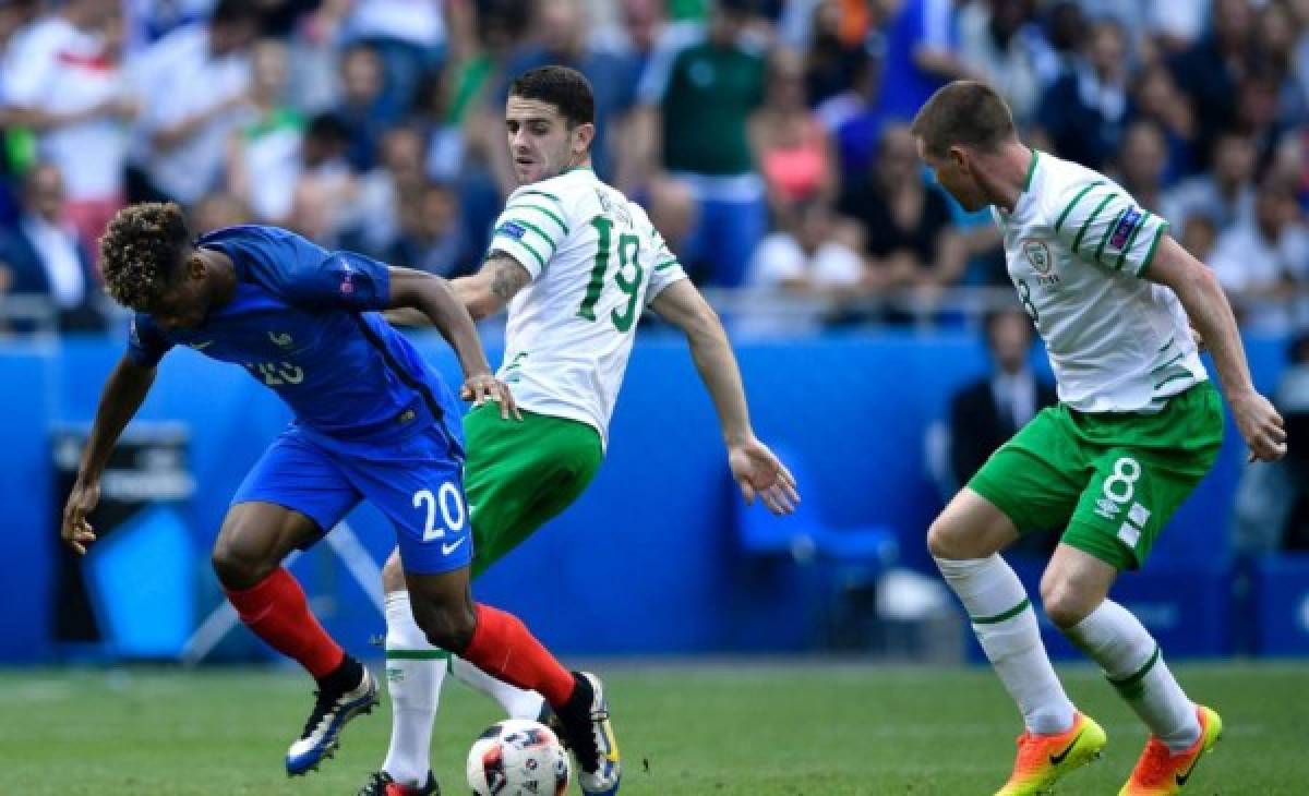 Francia gana 2-1 ante República de Irlanda