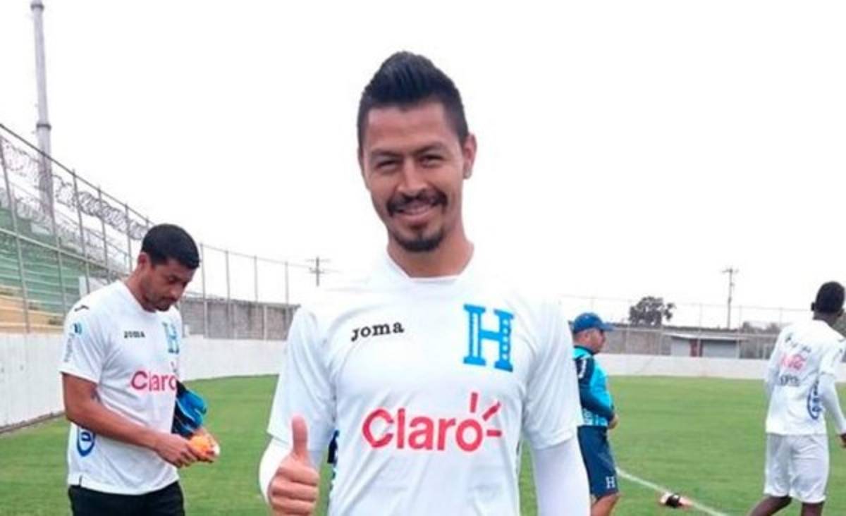 La FIFA abre proceso disciplinario contra jugador hondureño Roger Espinoza