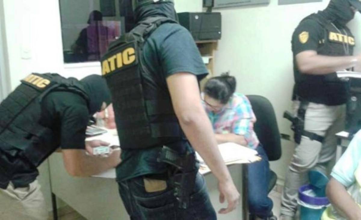 Honduras: Capturan a funcionarios y exempleados de la municipalidad de Yoro
