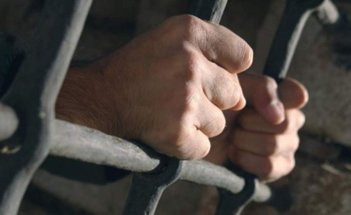 Fuerzas políticas se enfrascan en agrio debate por reformas penales