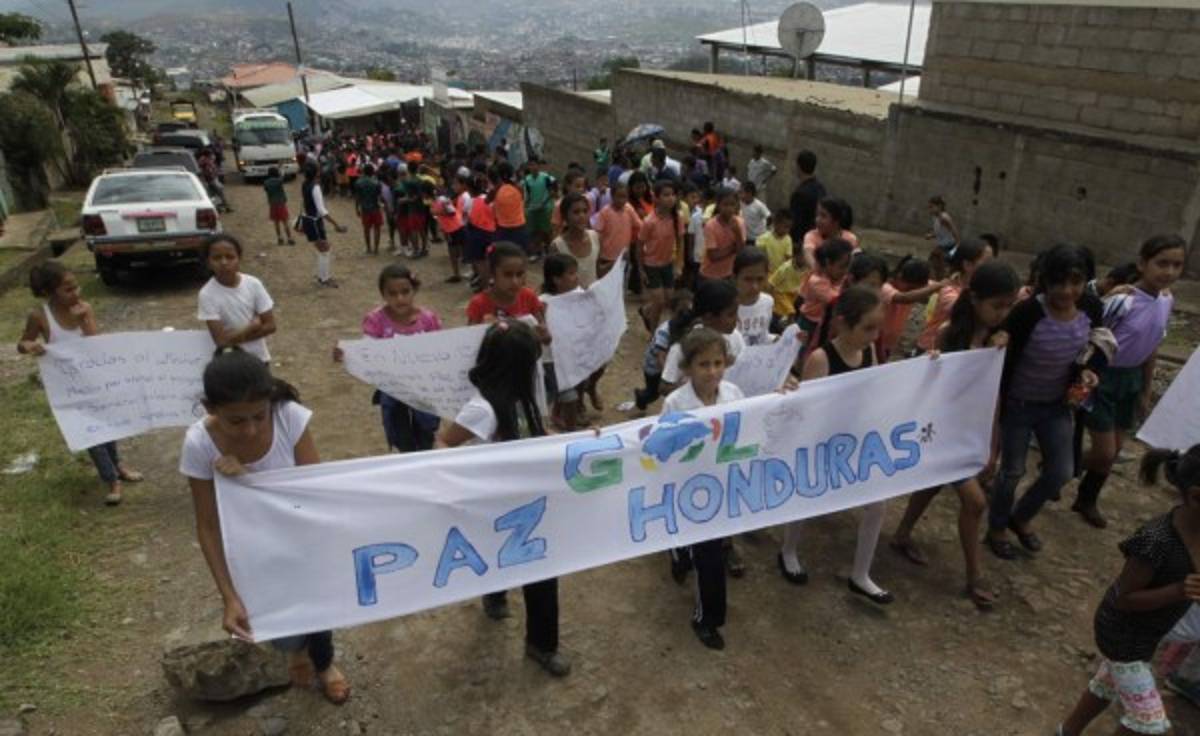 Con deporte alejan niños de la delincuencia