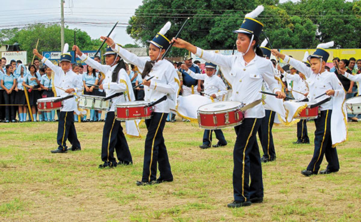 Sonaron los tambores en la sultana del sur