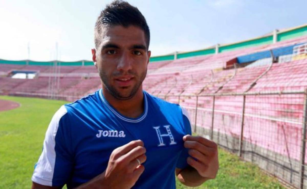 Jona Mejía anuncia que ha sido convocado por Honduras para amistosos