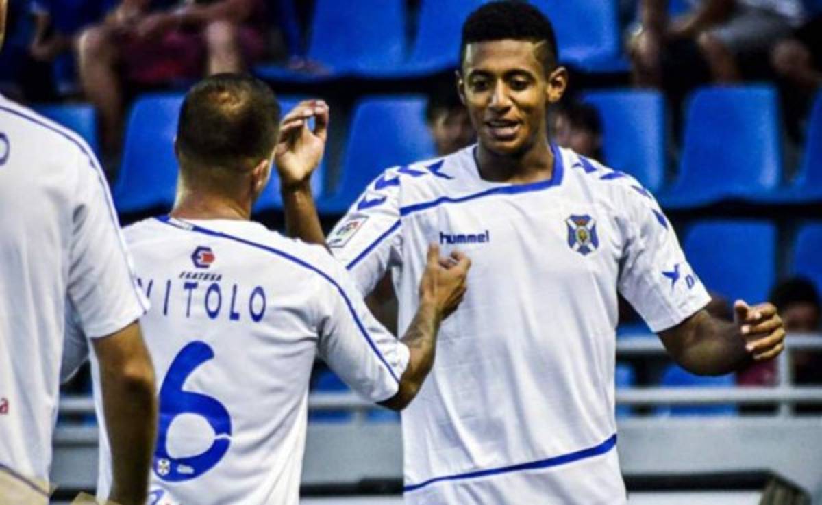 Lozano envía mensaje en el que deja entrever su salida del Tenerife