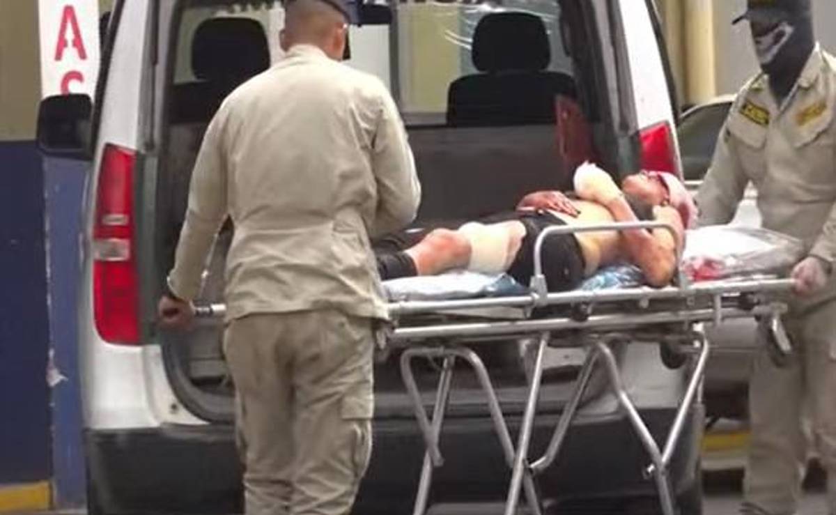 El Cuerpo de Bomberos trasladó a la mujer hasta el Hospital Escuela.