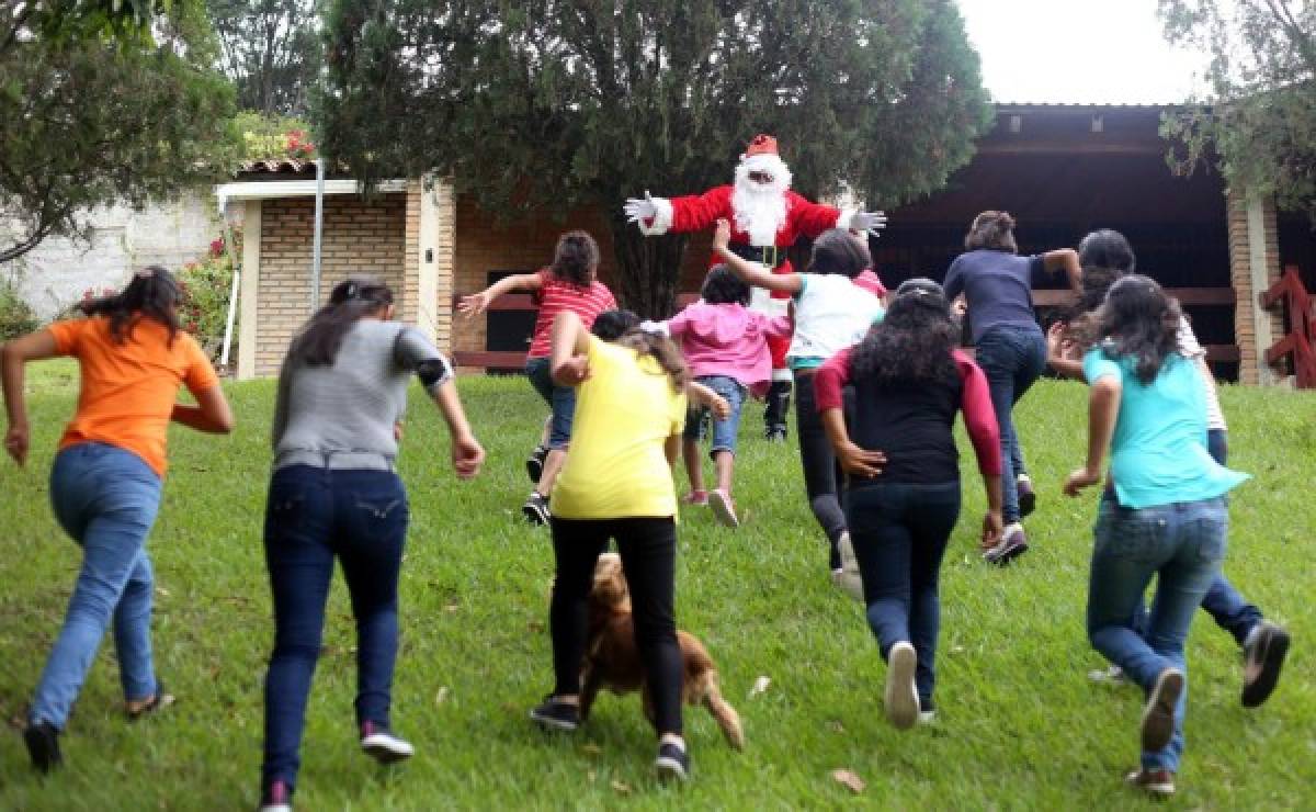 Honduras: Hicimos felices a niñas que carecen de la protección de sus familiares