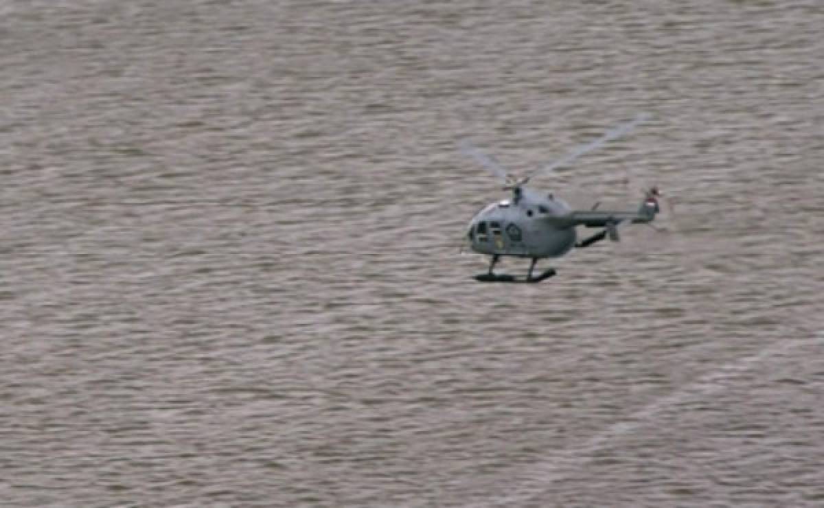 Rescatan a cinco de seis tripulantes de helicóptero siniestrado en Colombia