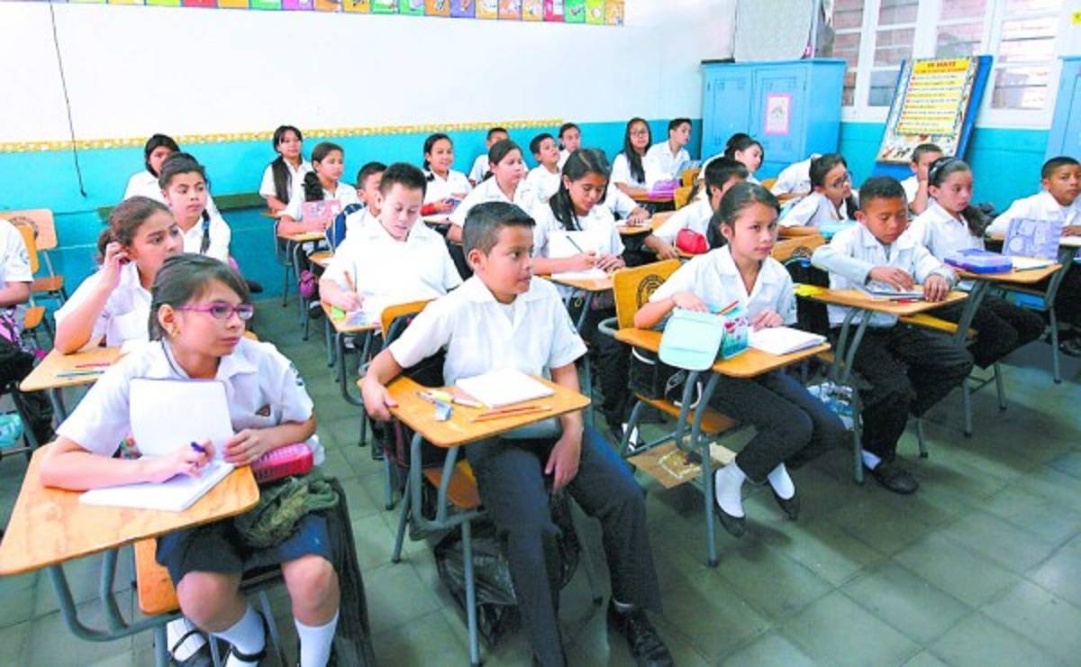 Honduras: 90% de maestros está reprobado