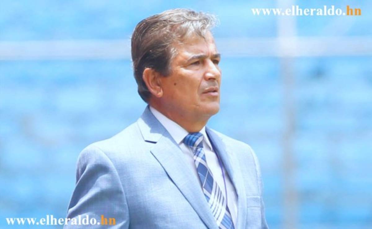 Jorge Luis Pinto: 'Aquí está el técnico de la selección sub 23'