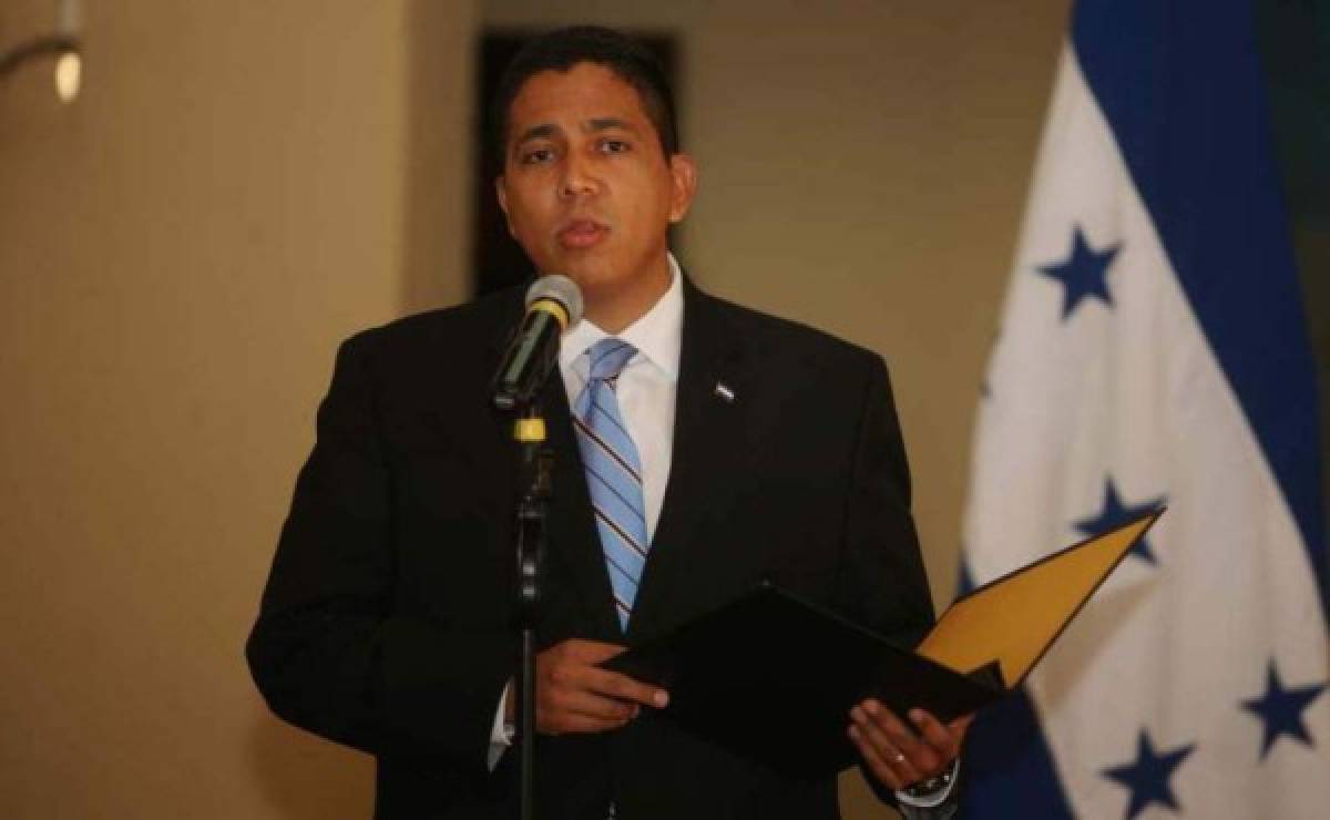 Reinaldo Sánchez renuncia del ministerio de la Presidencia de Honduras
