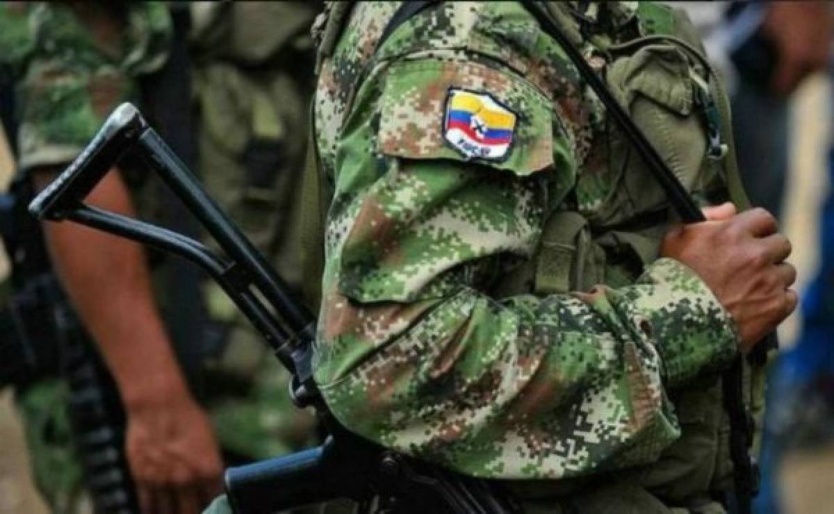 FARC destruye explosivos y anuncia que declarará sus bienes