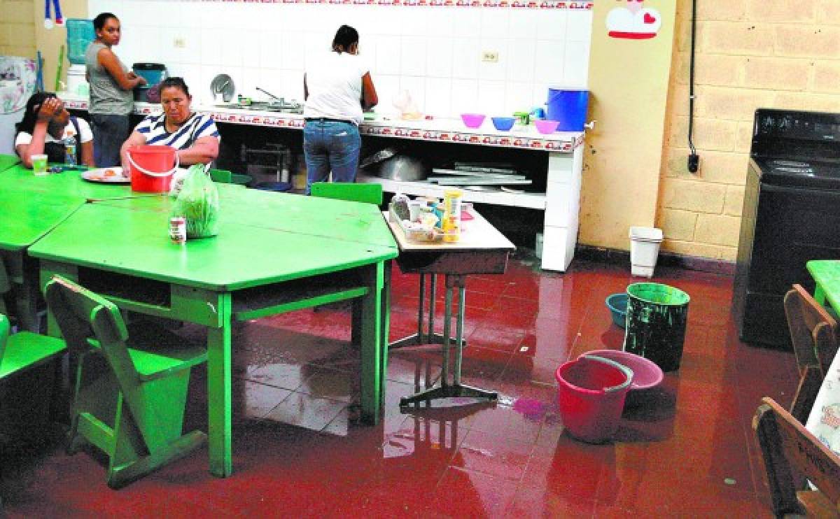 Cuatro de cada diez centros educativos de la capital de Honduras, en precarias condiciones