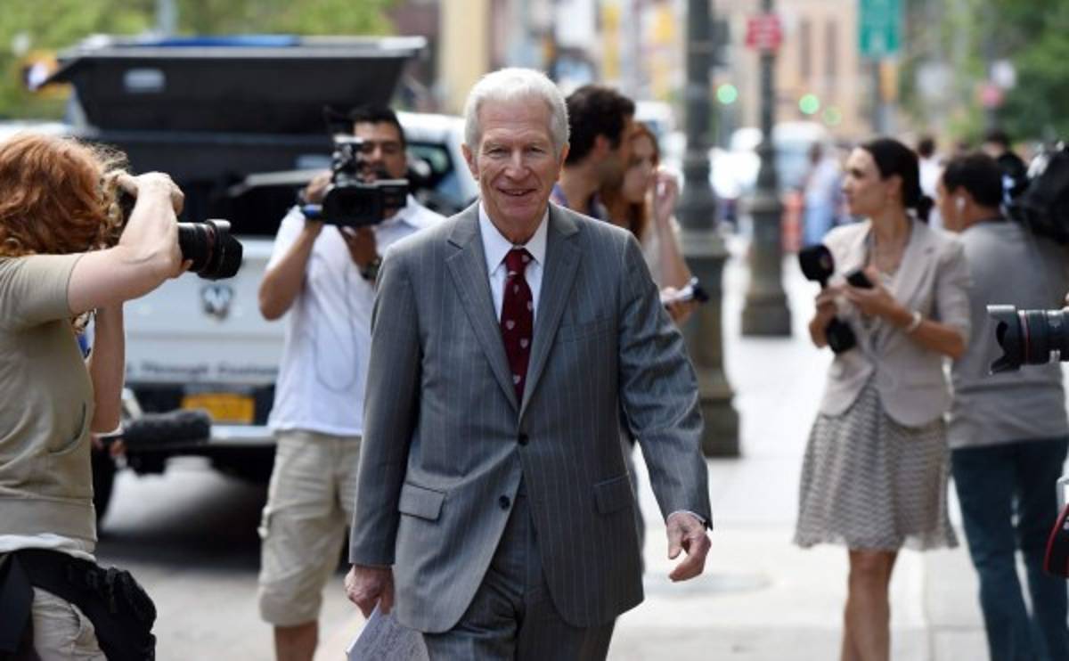 Con pago de bonos sale de default