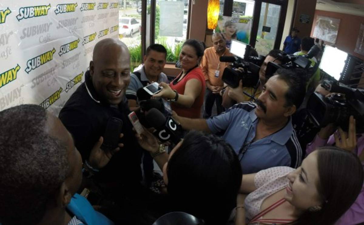 Hernán Medford: 'Estoy esperando'