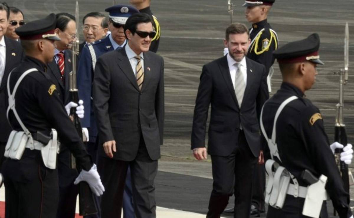 Varela asume la Presidencia