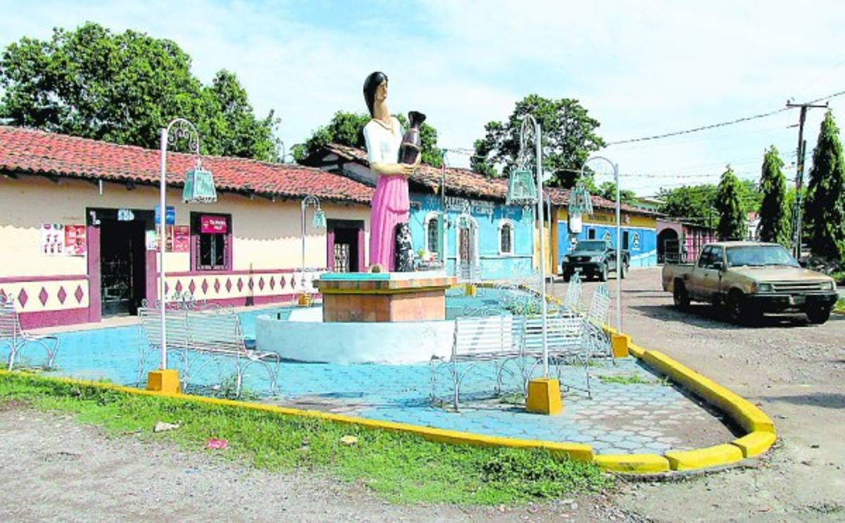 Goascorán comienza su feria en honor a la Virgen de la Candelaria