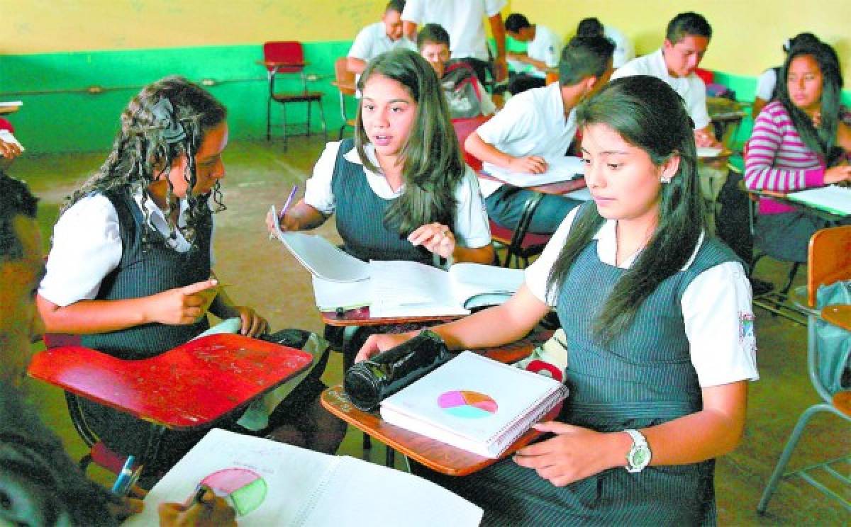 Honduras: Las mujeres poseen mejores rendimientos educativos