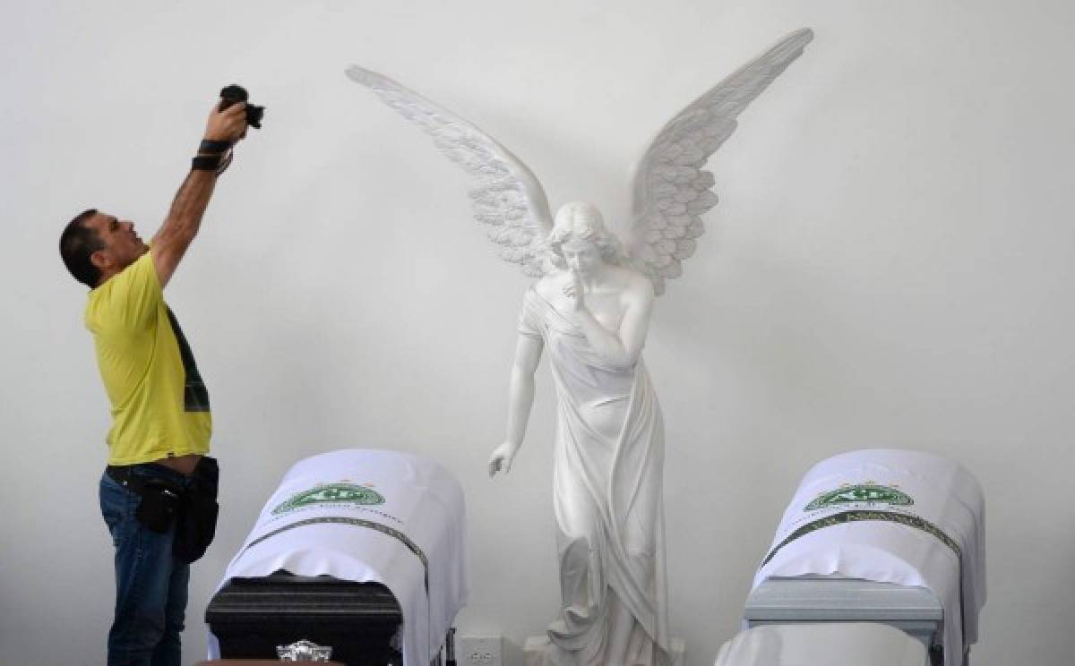 Colombia se apresta a repatriar cuerpos tras tragedia aérea que enluta a Brasil
