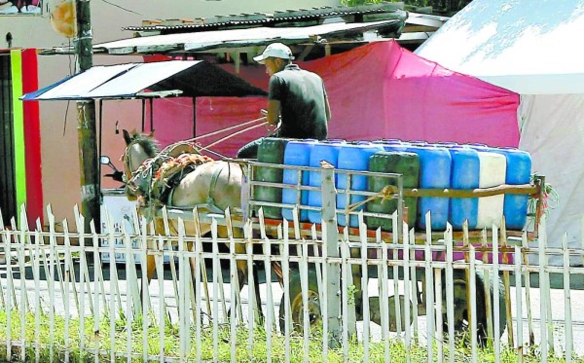 Logran mejorar la distribución de agua potable en San Lorenzo