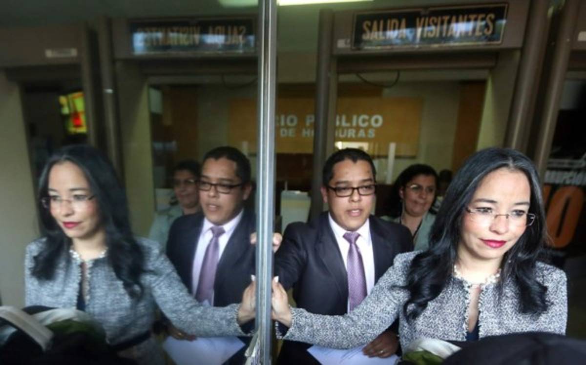 CNA interpone denuncia contra tres funcionarios y un exgerente general del SANAA