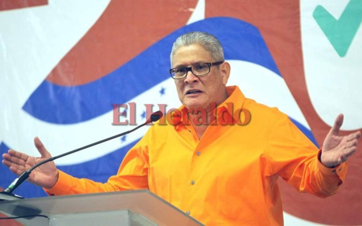 Destituyen a Esdras Amado López como coordinador del Faper