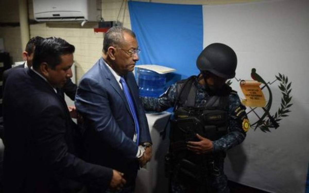 Corrupción deja tras las rejas a expresidente del Congreso de Guatemala
