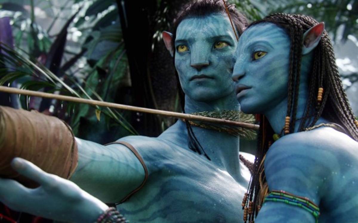 AVATAR: La película fue escrita, producida y dirigida por James Cameron y tuvo las actuaciones de Sam Worthington, Zoe Saldana, Michelle Rodríguez y Sigourney Weaver. Obtuvo sendas nominaciones a los premios Oscar, entre ellas la de Mejor película. Avatar supo reintentar el efecto 3D, siendo este su principal atractivo para verla en la pantalla grande. Ya se habla de una segunda parte que llegará en 2017.