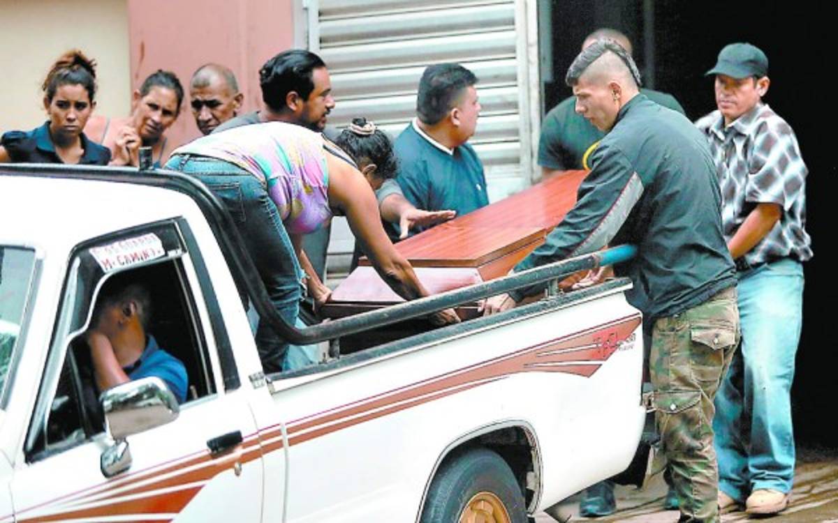 Joven víctima de masacre en Tegucigalpa: 'Mamá, mañana voy a desfilar, quiero que vayás conmigo...”