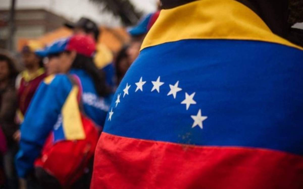 El Salvador expulsa a diplomáticos venezolanos del régimen de Nicolás Maduro  