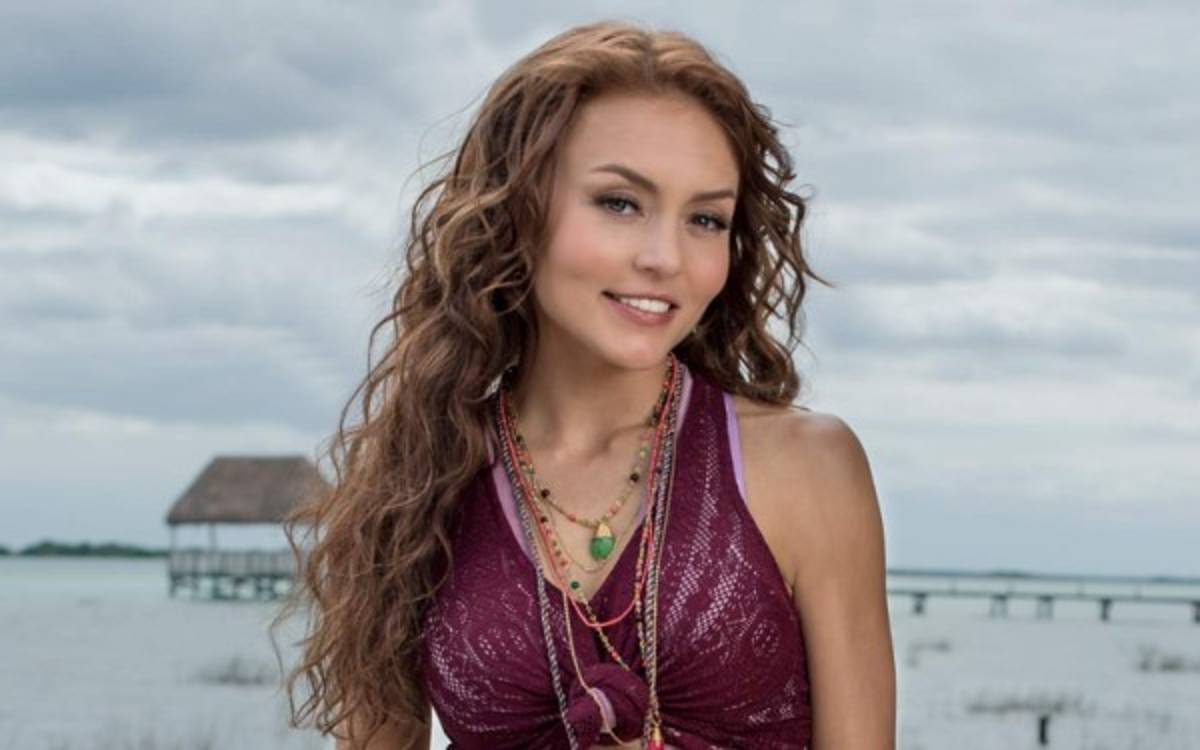 La actriz Angelique Boyer cumple 28 años