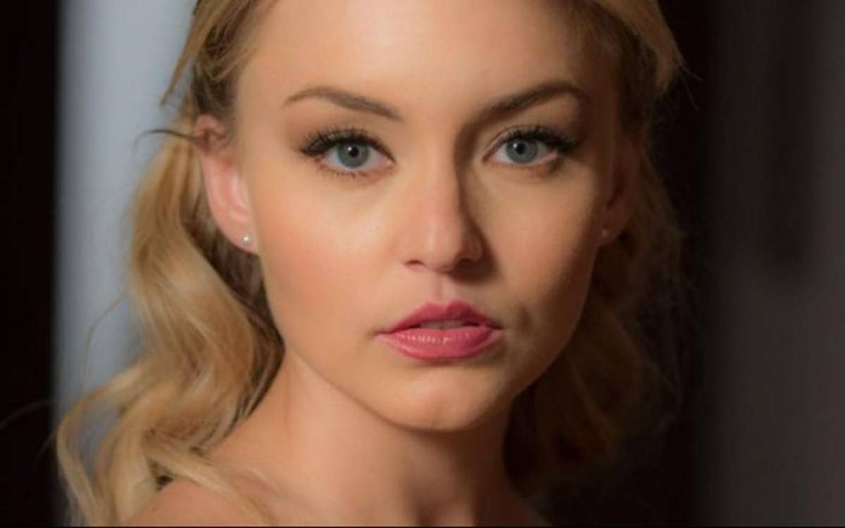 La actriz Angelique Boyer cumple 28 años