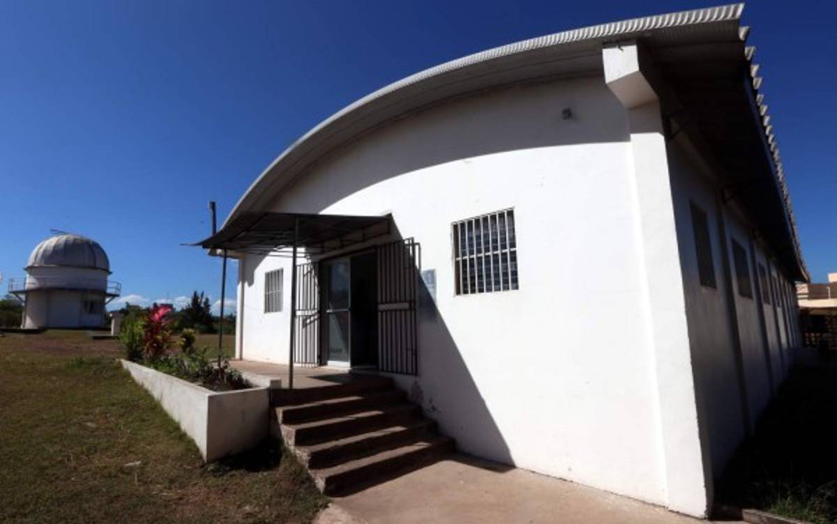 Modernizarán las áreas de ciencias espaciales de la Universidad Nacional Autónoma de Honduras