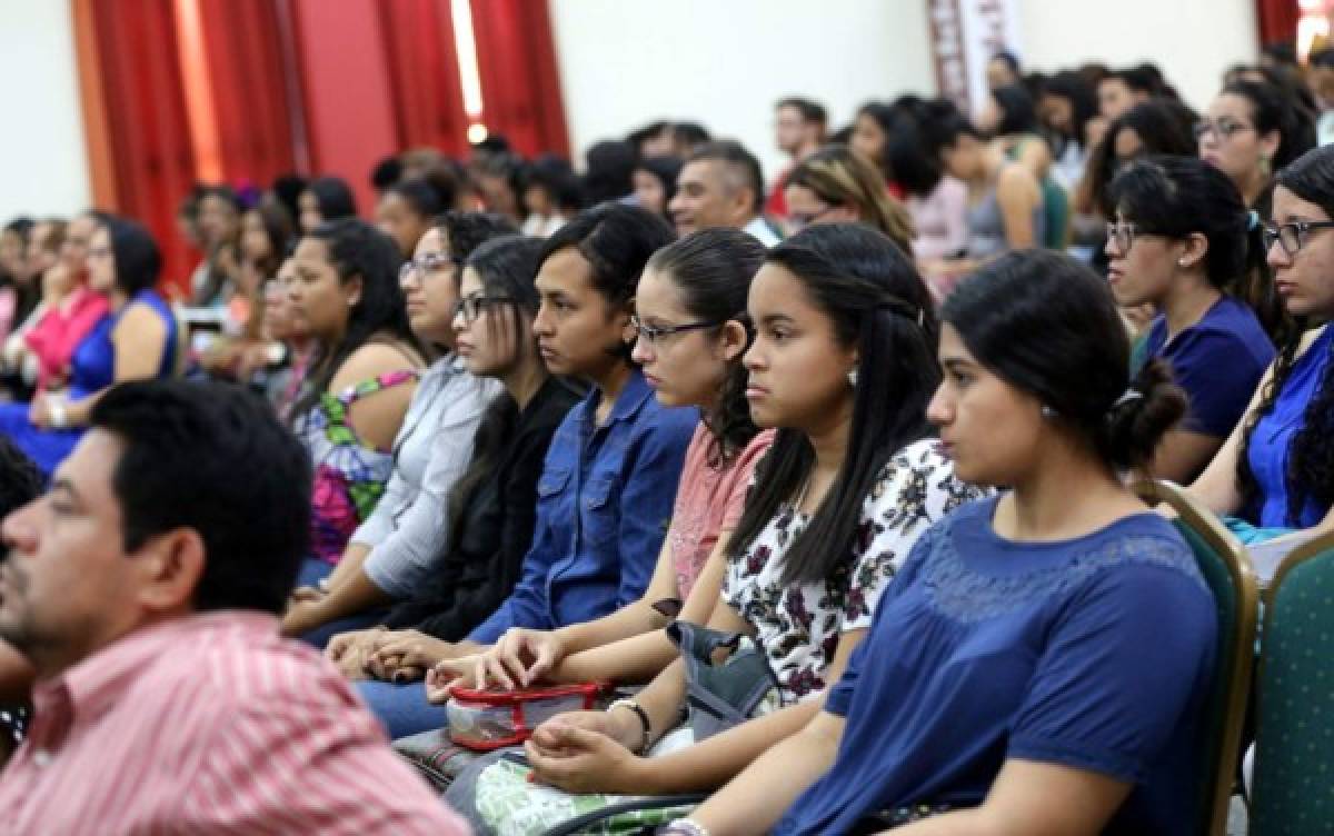 Apertura de la Semana del Idioma fue dedicada a Rafael Heliodoro Valle