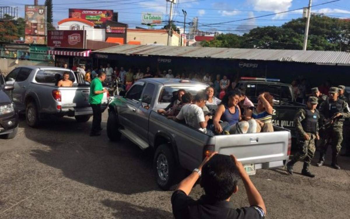 Accidente de bus rapidito deja 19 pasajeros heridos