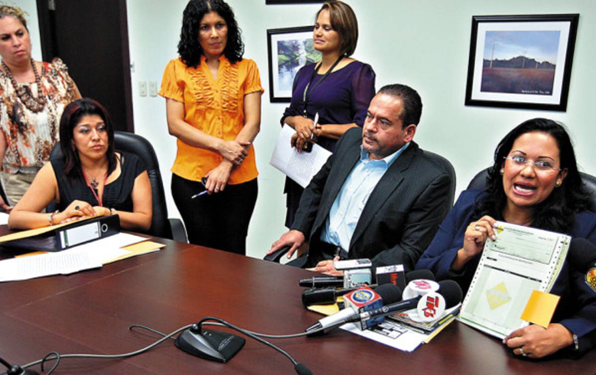 FPSENEE: Cheque y firmas fueron falsificados