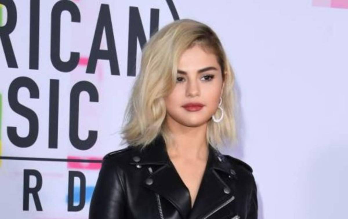 ¿Acaso Eiza González le copió el look a Selena Gómez?