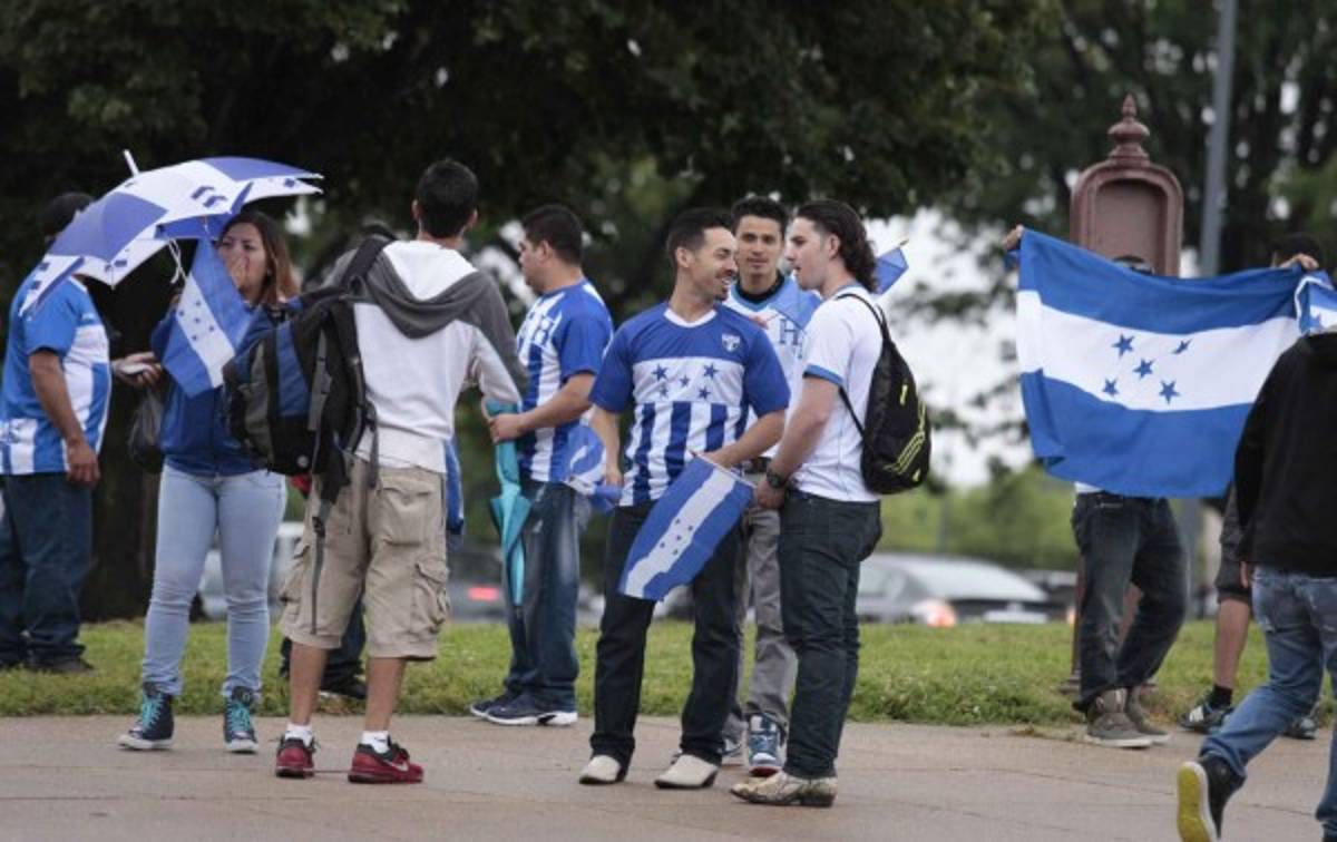Honduras cae 2-0 ante Turquía en amistoso camino al Mundial-2014