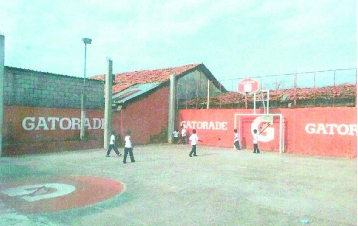 Alcaldía de Nacaome deja sin cancha a menores al cederla a la UPNFM