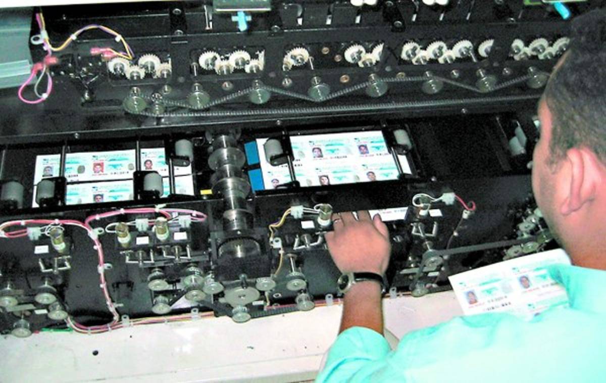 RNP pide prórroga de dos años y que se le autorice licitación