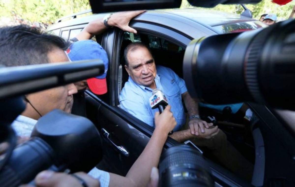 Declaran culpable por seis delitos de difamación e injuria a David Romero