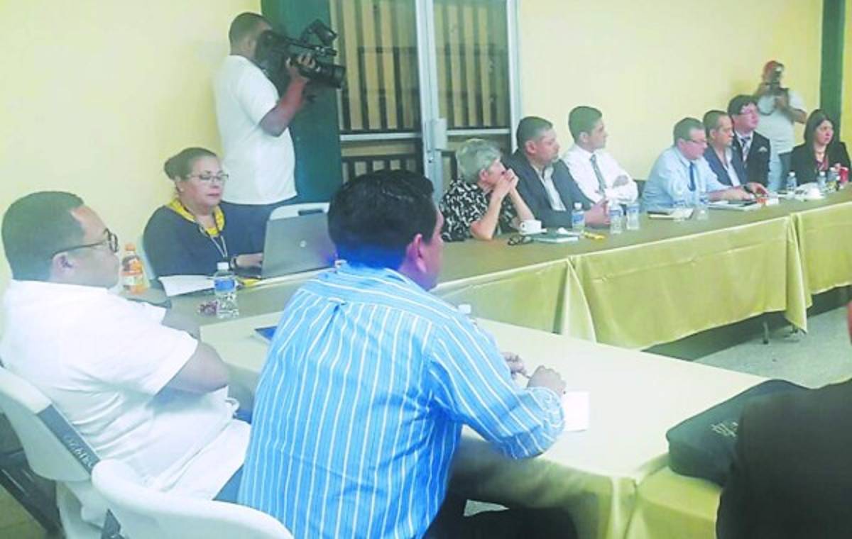 Oposición irrespetó a la Unión Europea, según DC