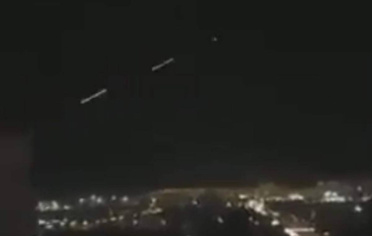 VIDEO: Helicóptero militar dispara durante intento de golpe en Turquía