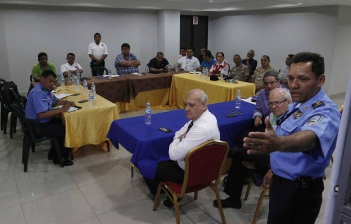 Mil efectivos para el Honduras vs El Salvador