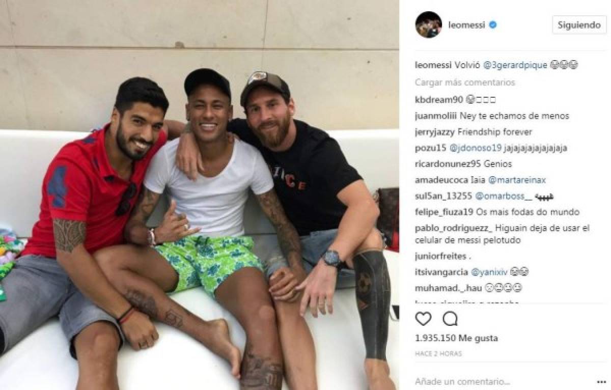 Messi, Suárez y Neymar se burlan de Piqué en Instagram