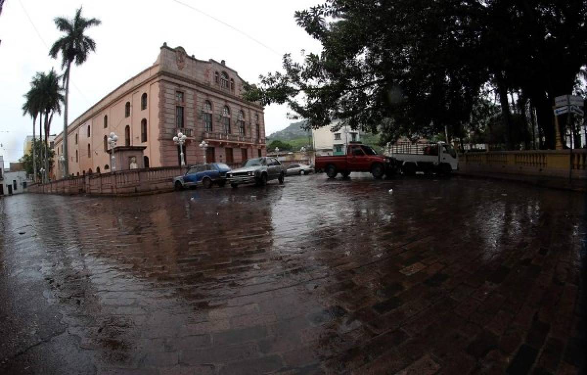 El Teatro Nacional Manuel Bonilla es considerado un templo del arte y la cultura, y fue inaugurado en 1915 con un baile de gala. Su decreto de construcción fue emitido el 4 abril de 1905.